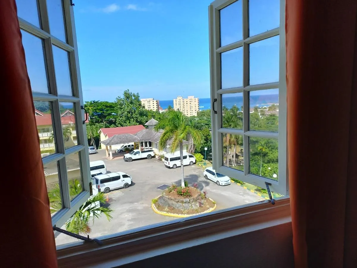 The Paradise View Mystic Ridge 79A Ocho Rios Jamaica