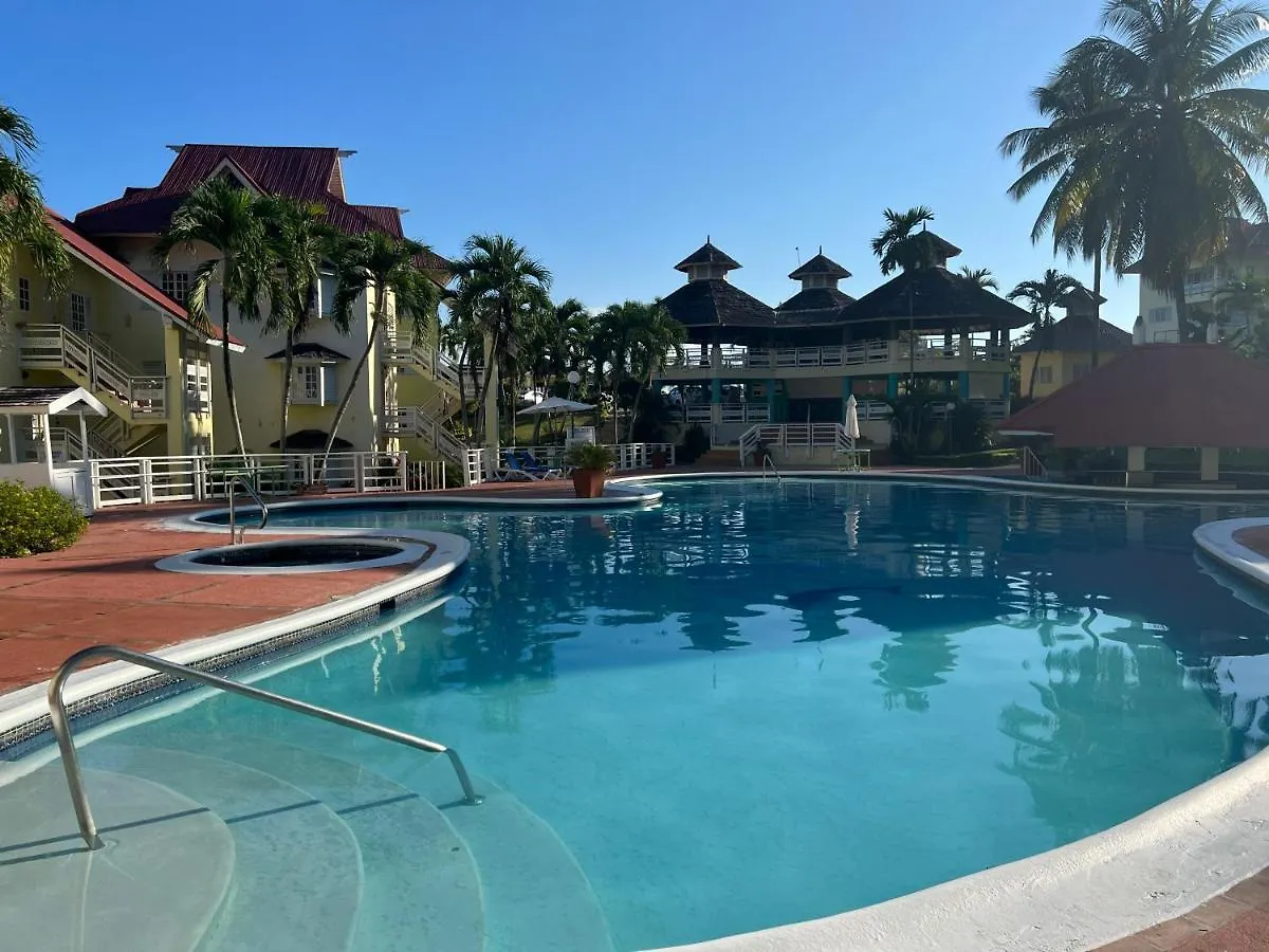 The Paradise View Mystic Ridge 79A Ocho Rios 0*,  Jamaica