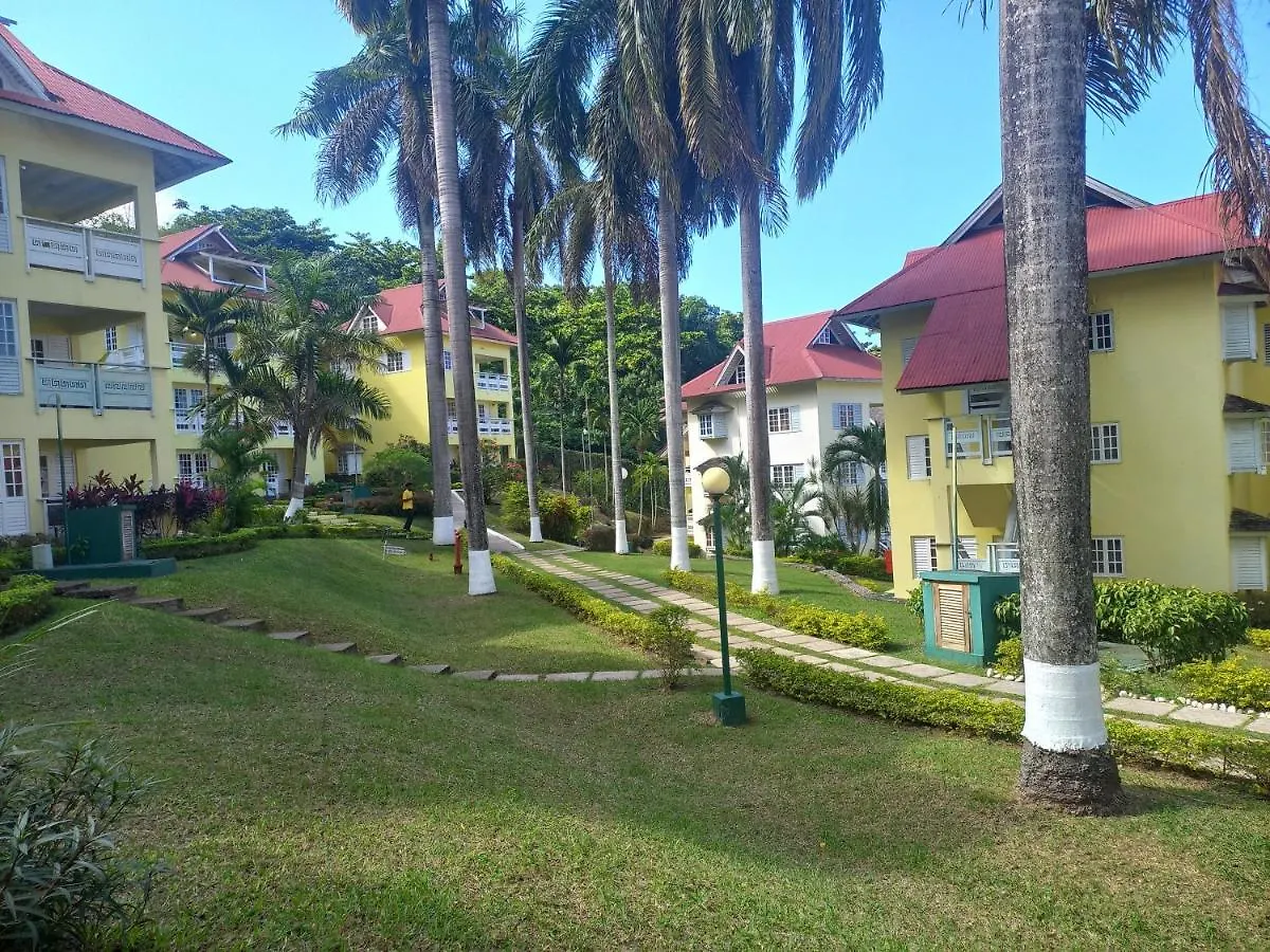 The Paradise View Mystic Ridge 79A Ocho Rios Jamaica